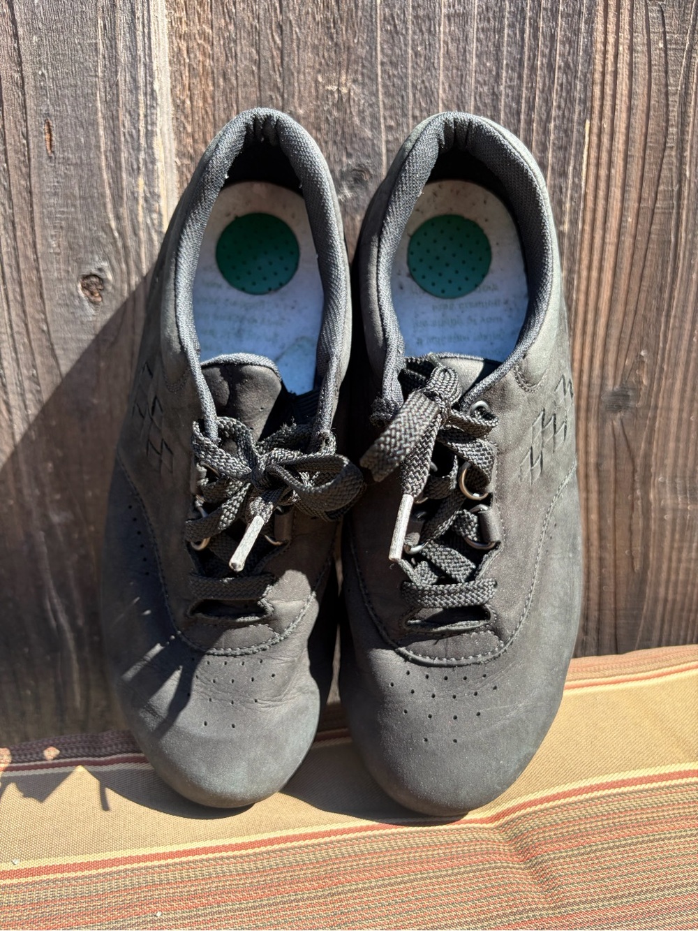 SAS Women’s 6.5W Free Time Walking Shoe Charcoal Lace Up Tripad Cushioning